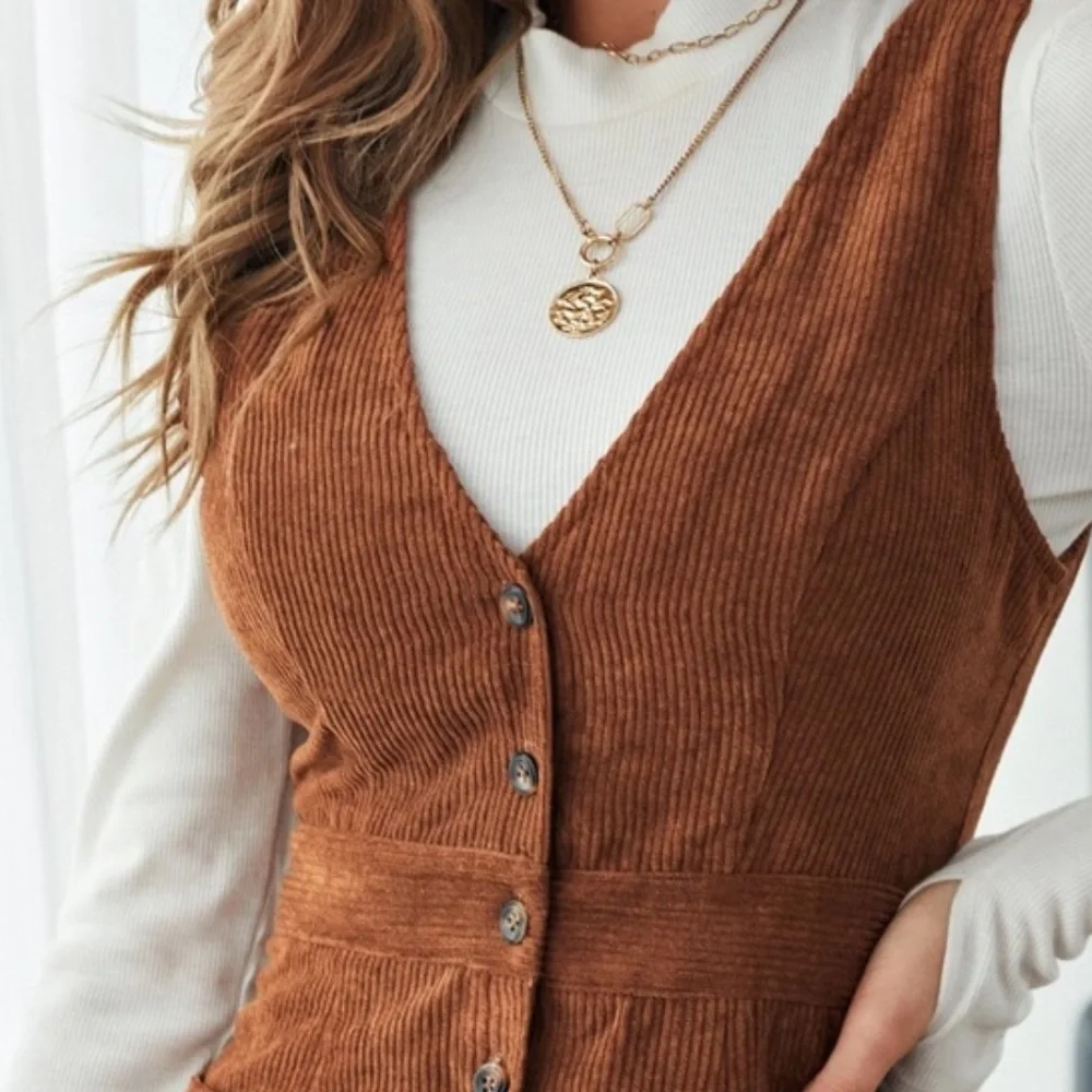 Tan corduroy overall dress - Picture 5 of 9
